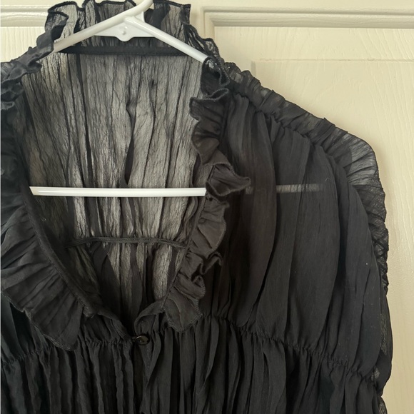 Chiffon Ruffle Detail Blouse - Picture 6 of 7